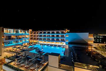 Akasha Beach Hotel & Spa