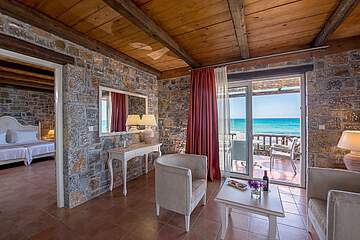 Alexander Beach Hotel & Village