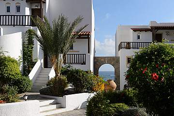 Alexander Beach Hotel & Village