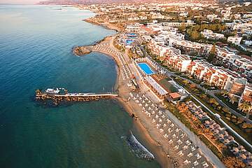 Alexander Beach Hotel & Village