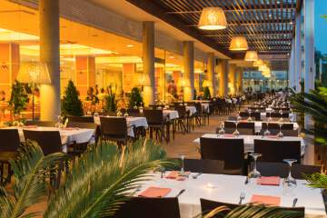 Aparthotel Costa Encantada