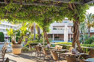 Aqua Hotel Onabrava