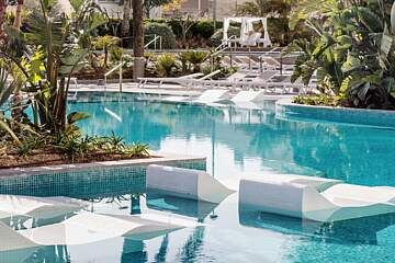 Aqua Silhouette & SPA - Adults Only