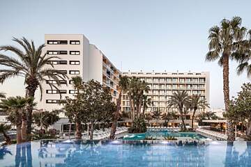 Aqua Silhouette & SPA - Adults Only