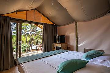 Arena One 99 Glamping
