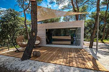 Arena One 99 Glamping