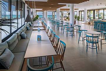 Caprici Beach Hotel & Spa