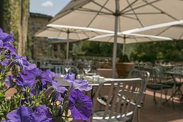Castello di Gabbiano hotel