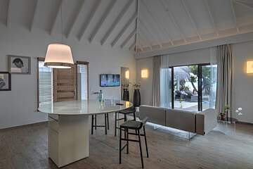 Cocoon Maldives Resort