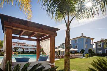 Cortijo del Mar Resort