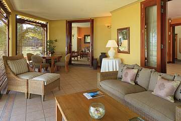 Dinarobin Beachcomber Golf Resort & Spa