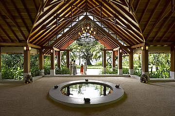 Dusit Thani Maldives