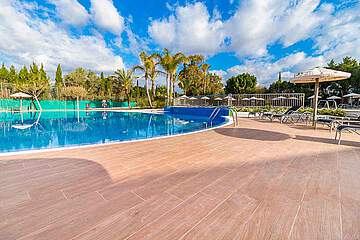 Eix Lagotel Holiday Resort