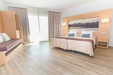 Eix Lagotel Holiday Resort