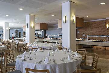 Grand Palladium Palace Ibiza Resort & Spa 