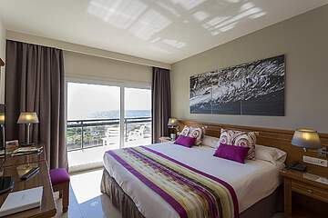 Grand Palladium Palace Ibiza Resort & Spa 