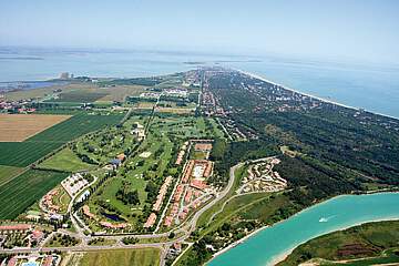 Green Village Resort Apartments & Villas