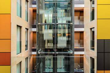 H10 Art Gallery Hotel