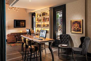 H10 Catalunya Plaza Boutique Hotel