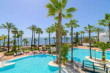 H10 Estepona Palace
