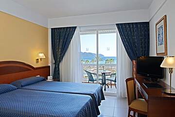 Hipotels Flamenco Hotel