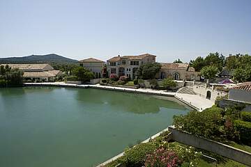 Holiday Village Pont Royal en Provence