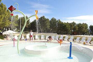 Holiday Village Pont Royal en Provence