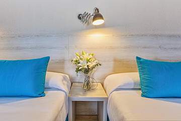 Hotel Alegria Maripins