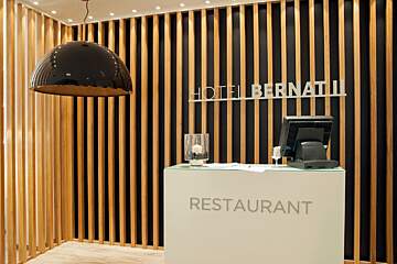 Hotel Bernat II