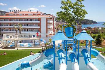Hotel Gran Garbi & AquaSplash