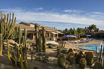 Hotel Lantana Resort