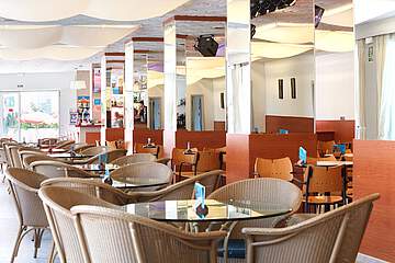 Hotel Oasis Park Splash