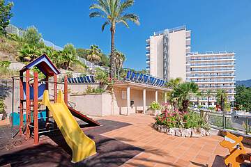 Hotel Oasis Park Splash