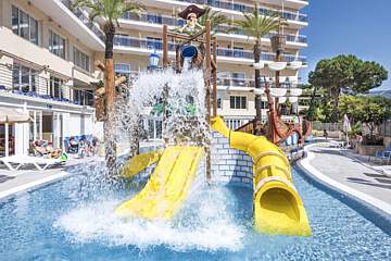 Hotel Oasis Park Splash