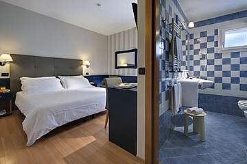 Hotel Orient & Pacific