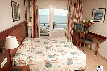 pokoj na mořskou stranu Hotel Rosamar & Spa - pokoj na mořskou stranu