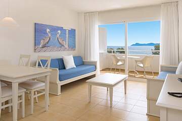 Iberostar Wave Ciudad Blanca 