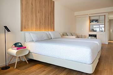 Innside by Meliá Wave Calviá