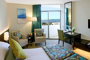 Jebel Ali Beach Hotel