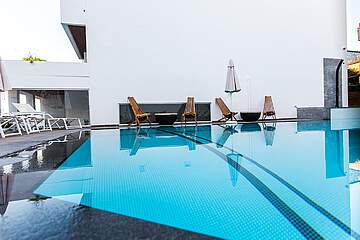 Kahlua Boutique Hotel 