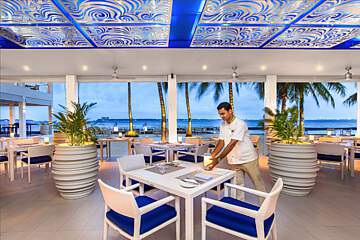 Kurumba Maldives Resort 