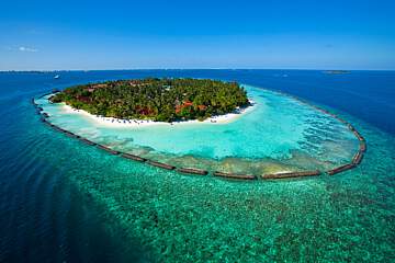 Kurumba Maldives Resort 