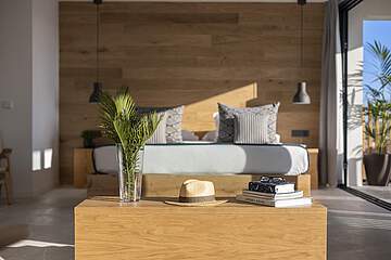 Las Gaviotas Suites Hotel & Spa