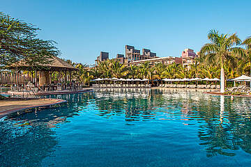 Lopesan Baobab Resort