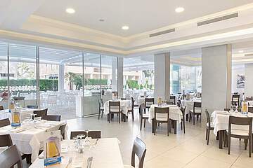 Mar Hotels Playa de Muro Suites