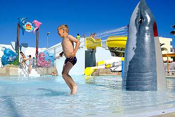 Marvell Club Hotel & Apartments