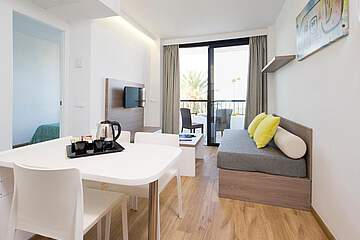 Marvell Club Hotel & Apartments