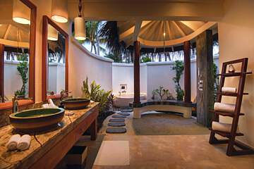 Oblu Select at Sangeli