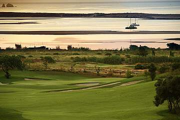 Palmares Beach House Hotel