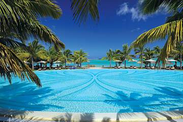Paradis Beachcomber Hotel & Golf Club